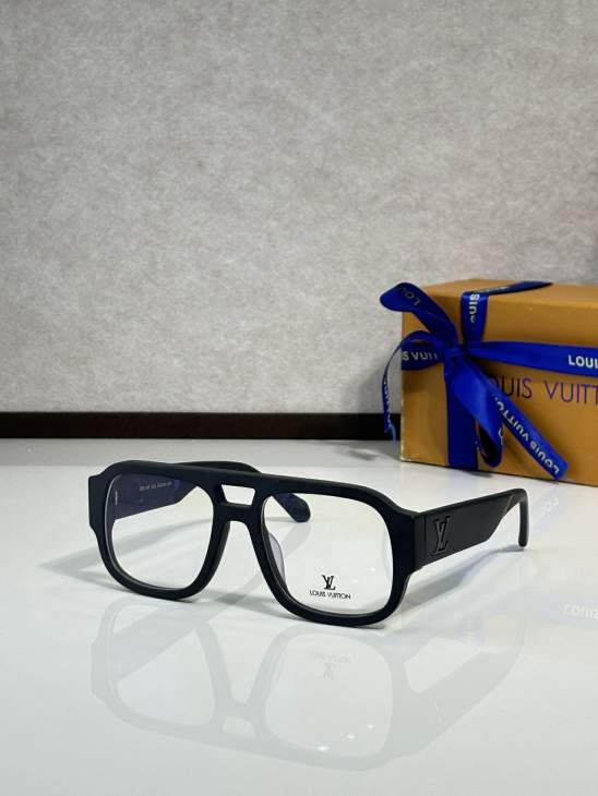 Picture of Louis Vuitton Sunglasses _SKUfw76300924fw